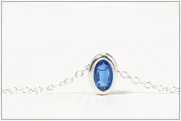 カイヤナイトオーバルsilver925ベゼルネックレス