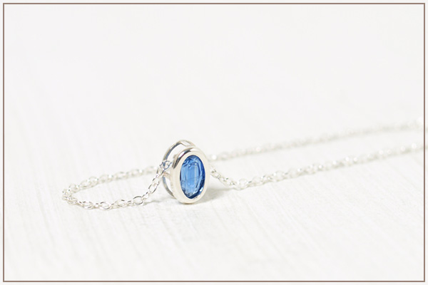カイヤナイトオーバルsilver925ベゼルネックレス