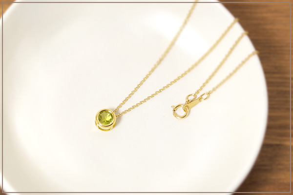 ペリドットK14GFベゼルネックレス