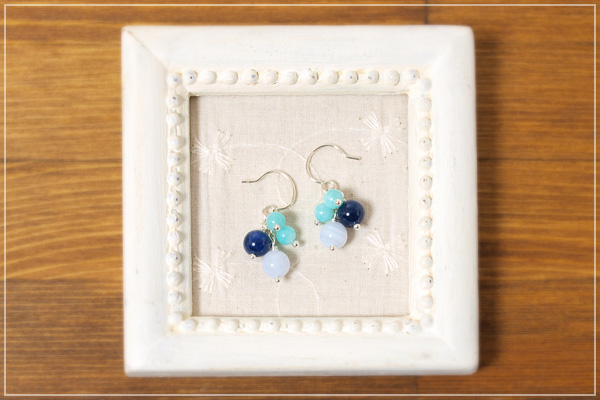 ブルーレース+ソーダライト+ペルー産アマゾナイト花*花ピアス・イヤリング