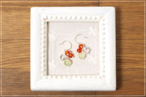 プレナイト+水晶+カーネリアン花*花ピアス・イヤリング