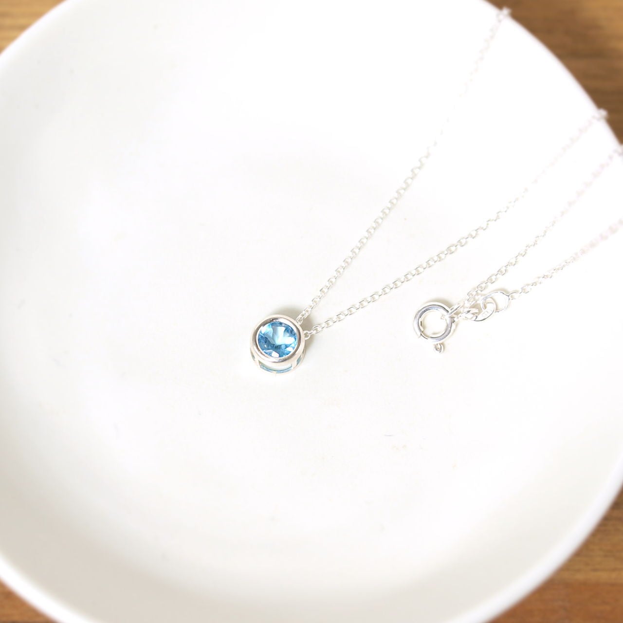 【限定】スイスブルートパーズsilver925ベゼルネックレス