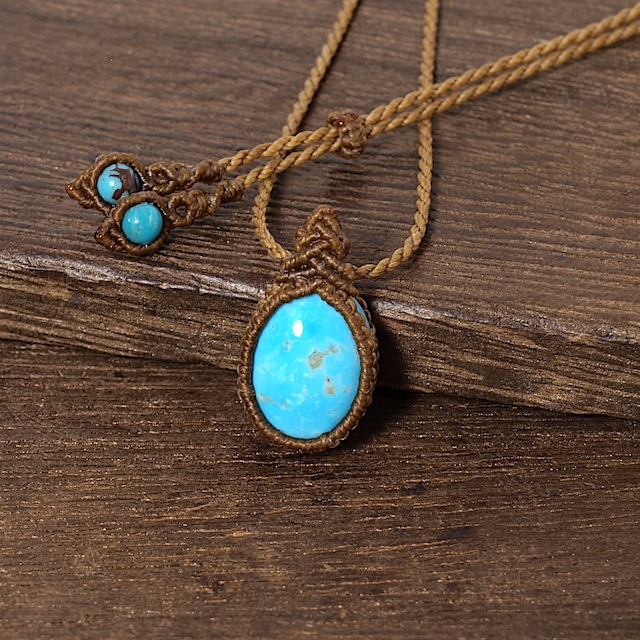 【一点物】ターコイズオーバルルースを包んだマクラメネックレスNo.2