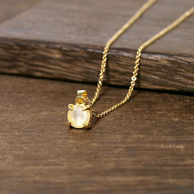 【限定】ムーンストーン爪留めネックレス（K18GP）