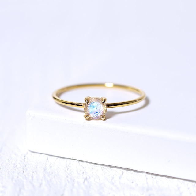 【限定】重ねて楽しむ天然石リング（レインボームーンストーン）
