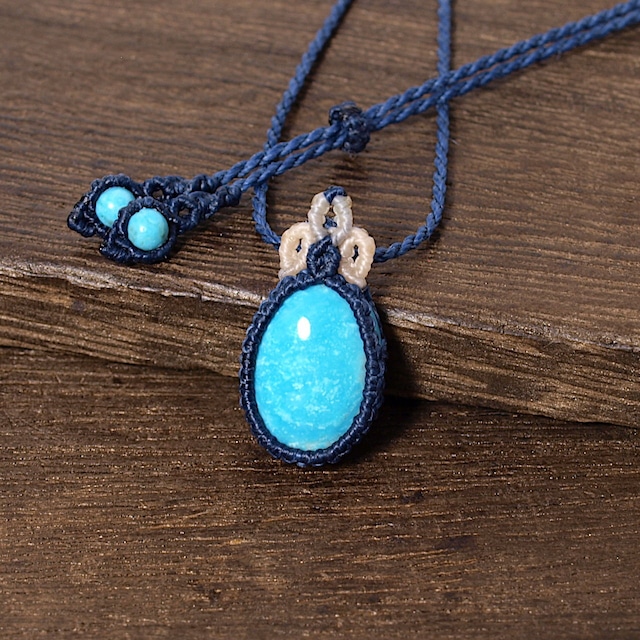 【一点物】ターコイズオーバルルースを包んだマクラメネックレスNo.3