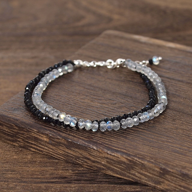 【限定】ラブラドライト＋ブラックトルマリンをシルクコードで柔らかく繋いだ２連ブレスレット