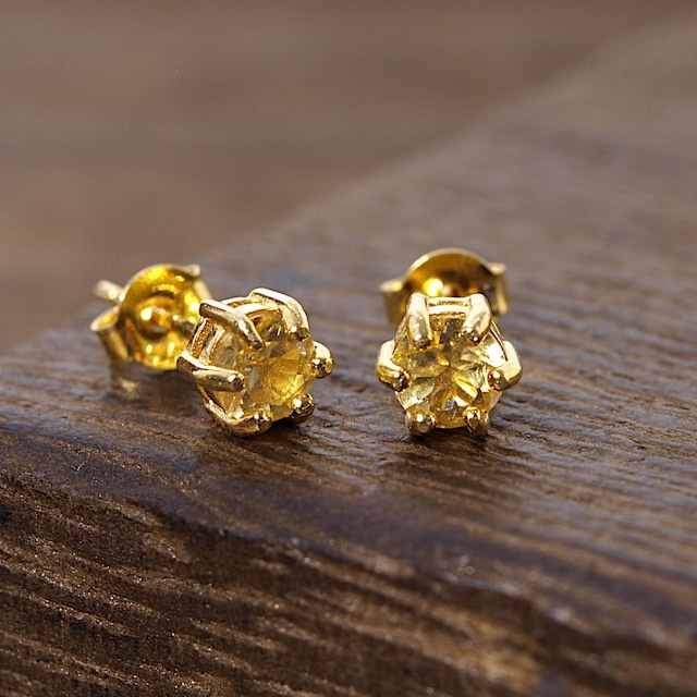 【限定】ヘリオドールK14GP爪留めスタッドピアス