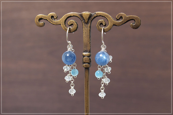 アクアマリン＋カイヤナイト＋シーブルーカルセドニーsilver925ピアス・イヤリング